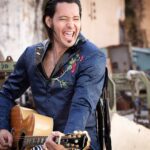 Rodrigo José e Banda Chic10 apresentam o show “Felicidade” no Sesc Catanduva