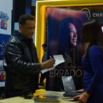Marquinhos Gomes transforma história de superação em livro e emociona público na Bienal de São Paulo