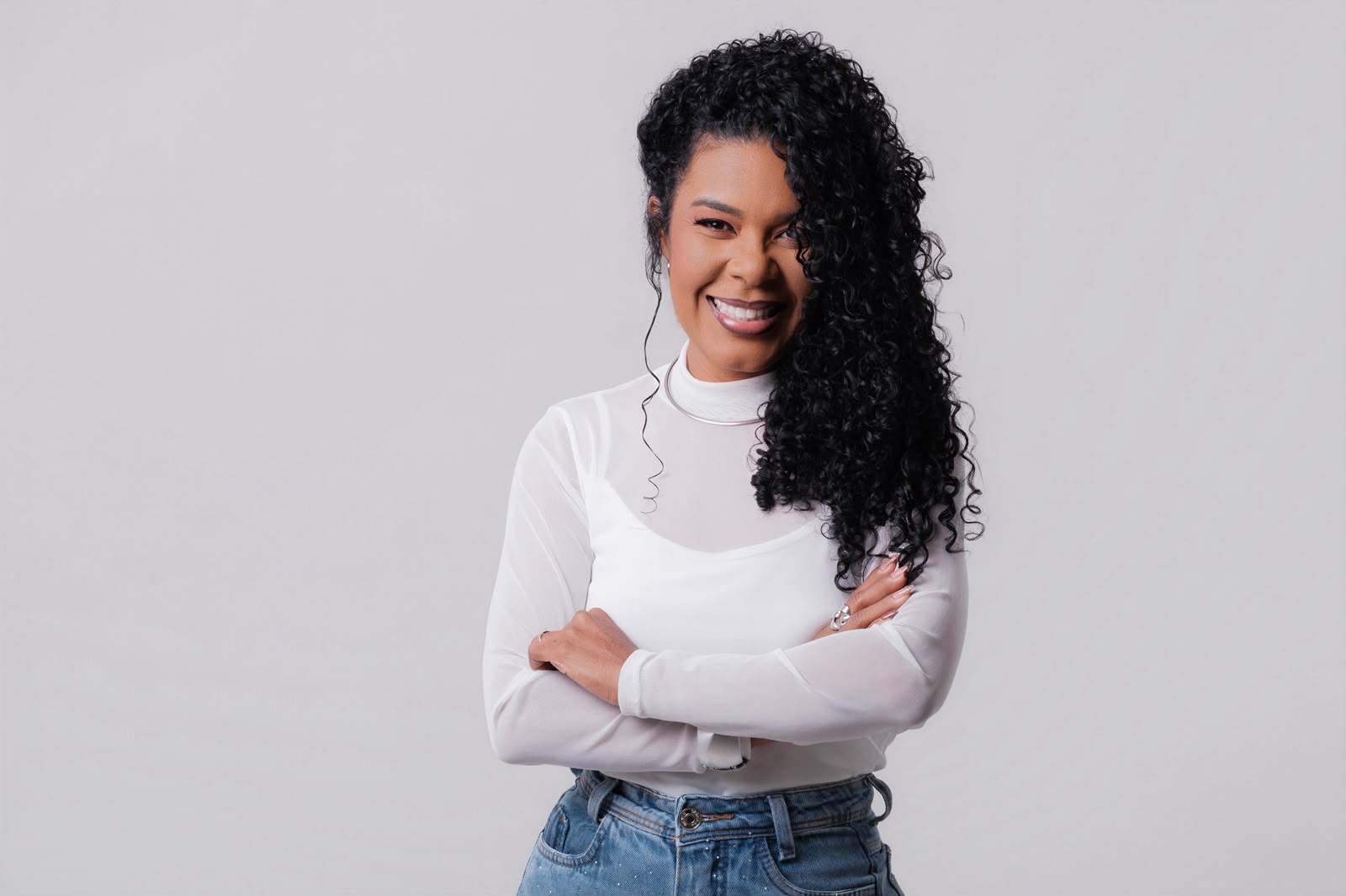 Da música gospel para a política, Kleide Valente (4425) fortalece candidatura com ampla presença popular