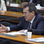 Deputado Ricardo Abrão propõe devolução de perdas a apostadores e responsabilização de bets